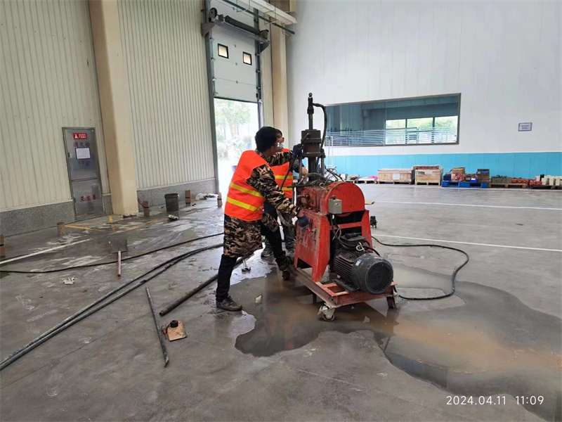 柯城厂房地面下沉塌陷注浆加固施工